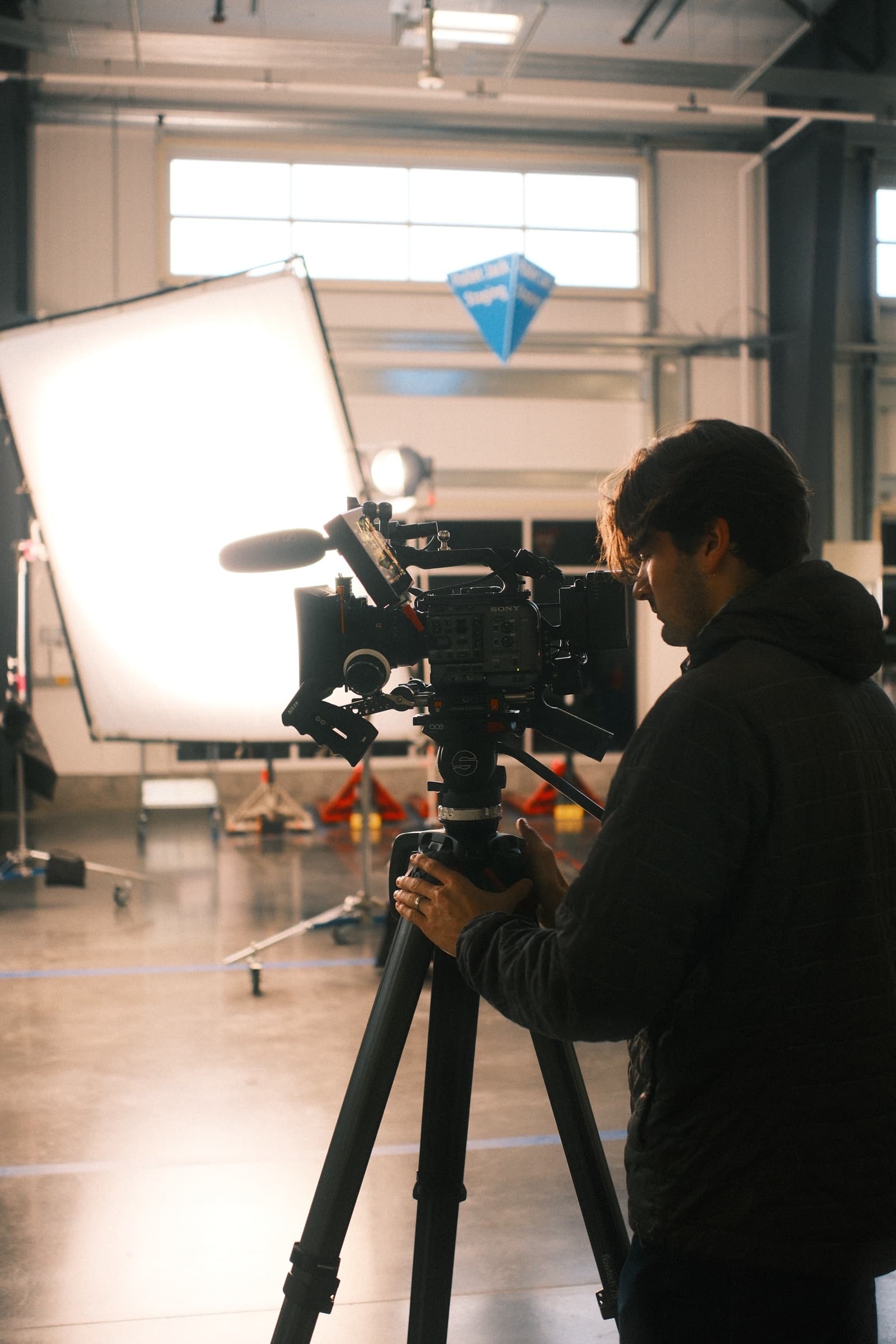 Reverb Films: Amazon BTS, image 4
