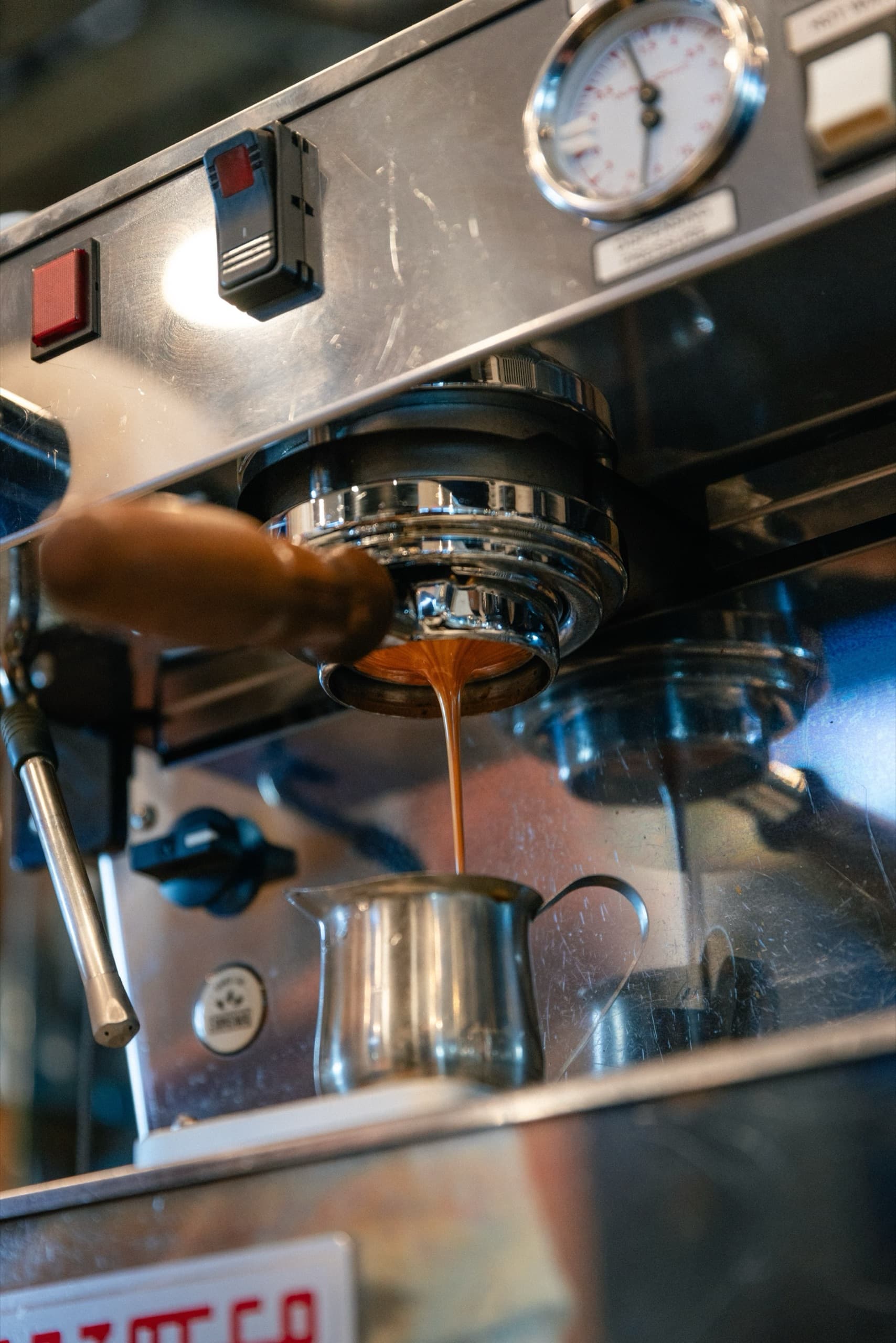 Still Vibrato Coffee Roasters, image 2