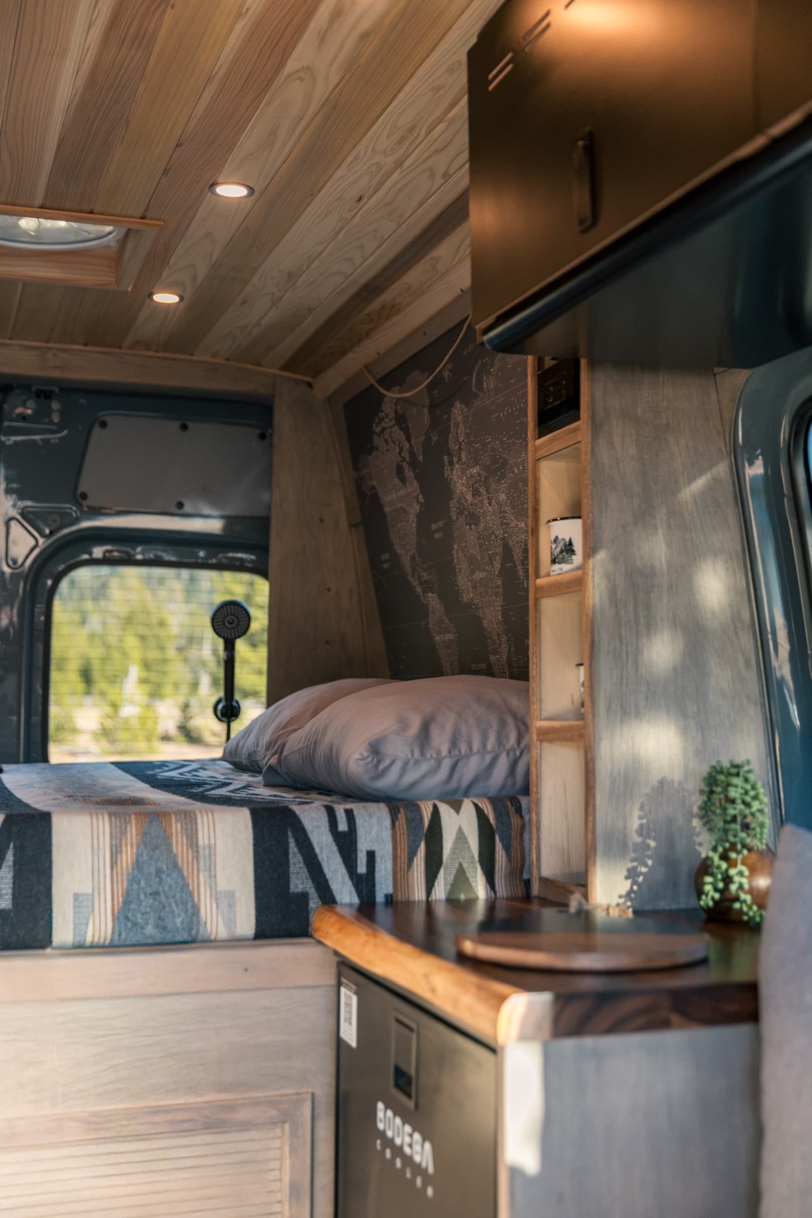 WanderLusk Vans, image 5